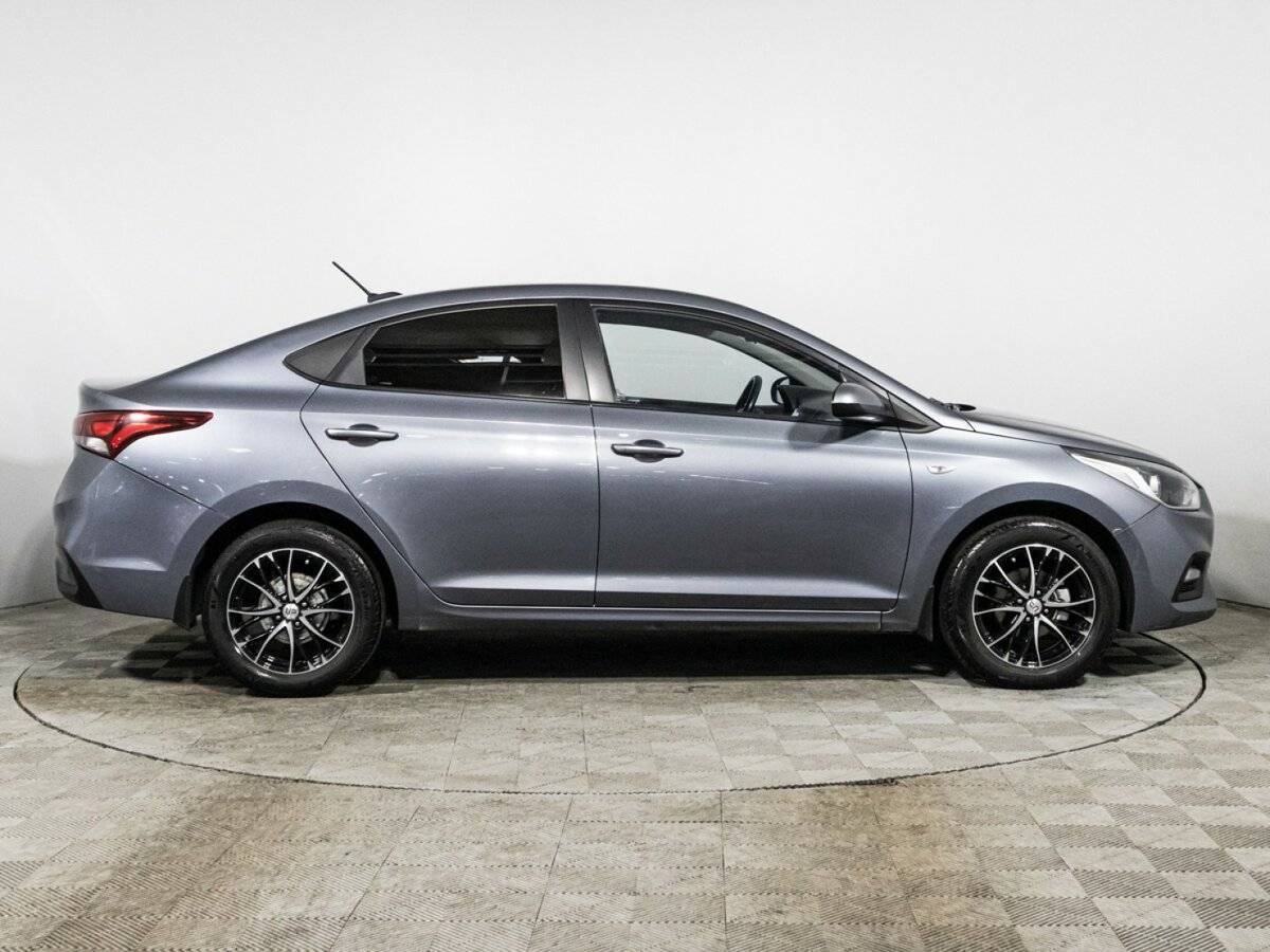 Купить Hyundai Solaris с пробегом. Фото: #3