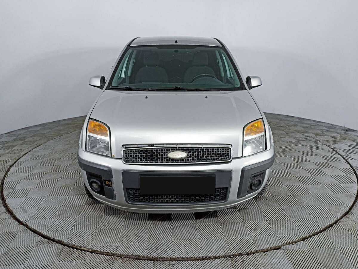Купить Ford Fusion с пробегом. Фото: #1