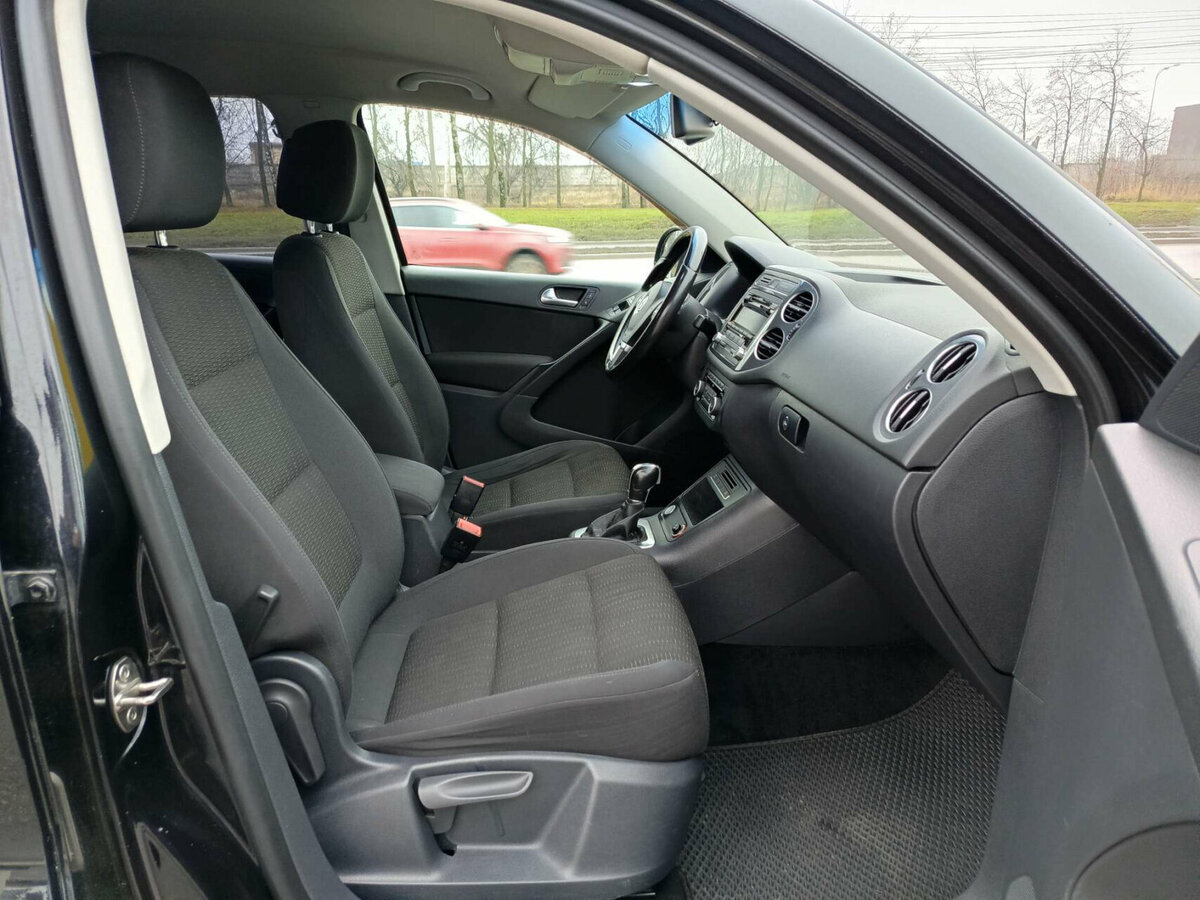 Купить Volkswagen Tiguan с пробегом. Фото: #10