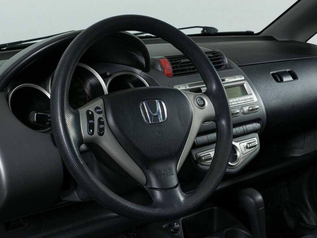 Купить Honda Jazz с пробегом. Фото: #12