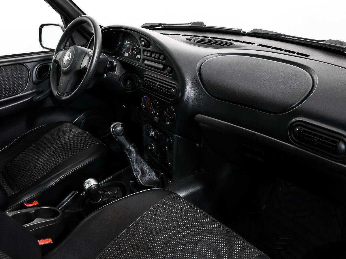 Купить Chevrolet Niva с пробегом. Фото: #10