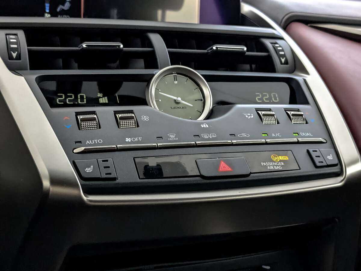 Купить Lexus NX с пробегом. Фото: #22