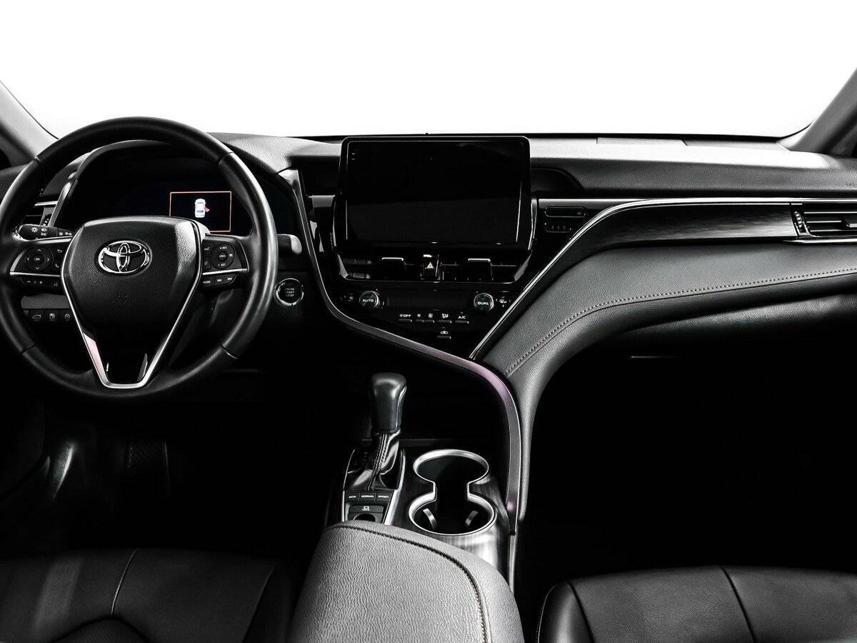 Купить Toyota Camry с пробегом. Фото: #10