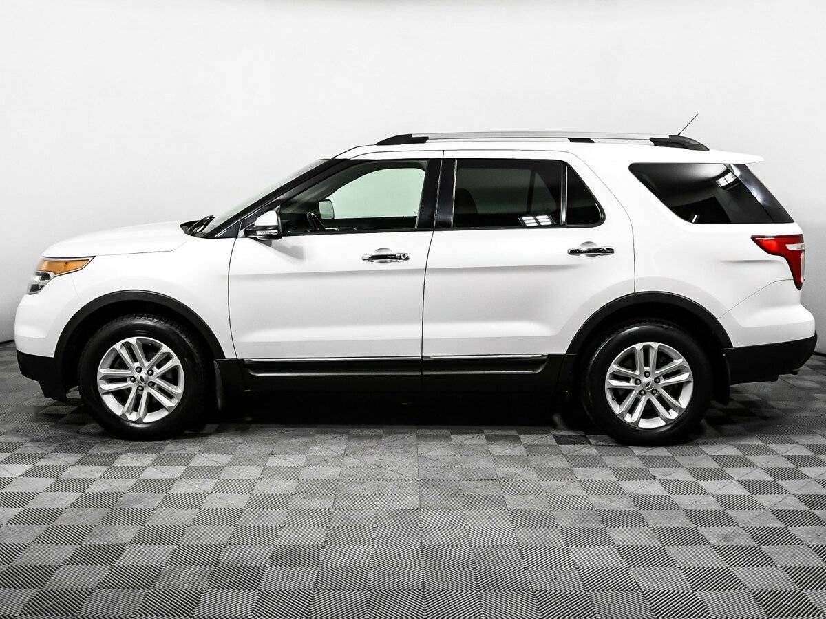 Купить Ford Explorer с пробегом. Фото: #7