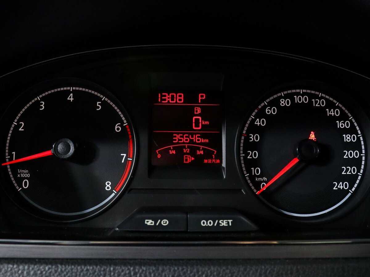 Купить Volkswagen Santana с пробегом. Фото: #7