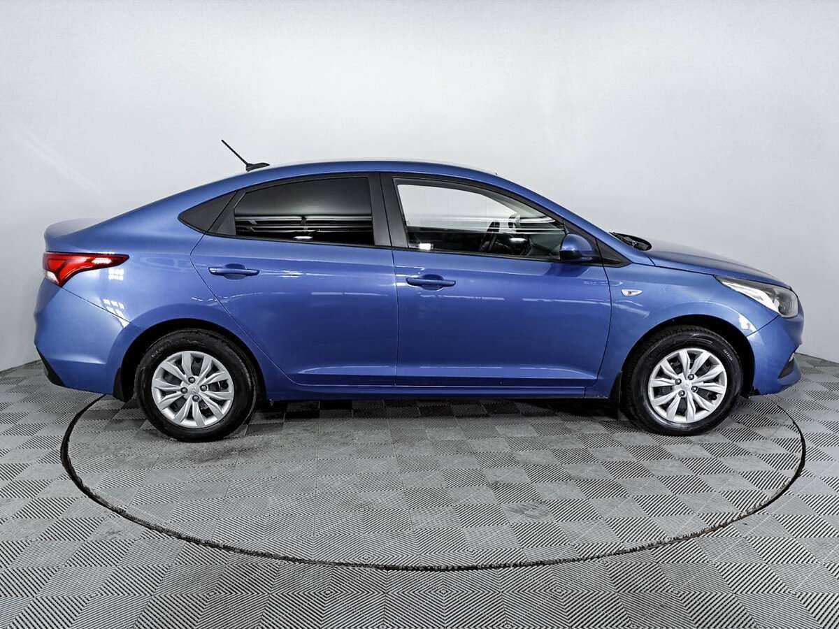 Купить Hyundai Solaris с пробегом. Фото: #3