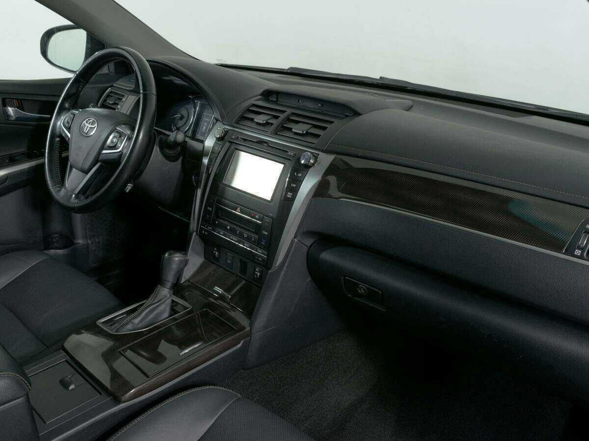 Купить Toyota Camry с пробегом. Фото: #8