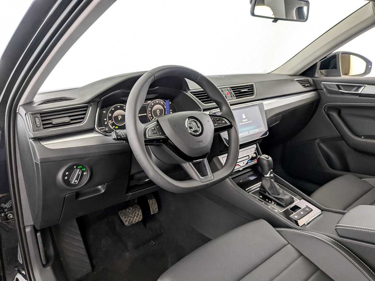 Купить Skoda Superb с пробегом. Фото: #14