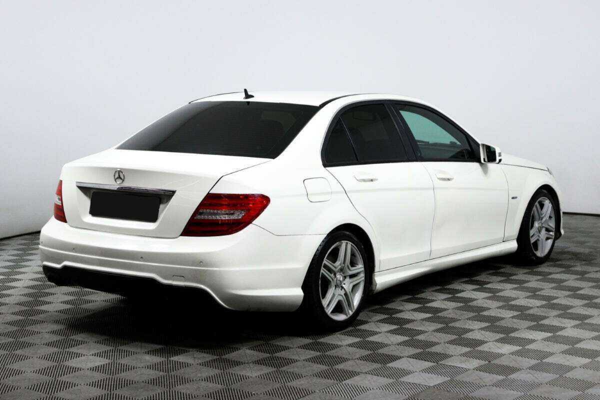 Купить Mercedes-Benz C-Класс с пробегом. Фото: #4