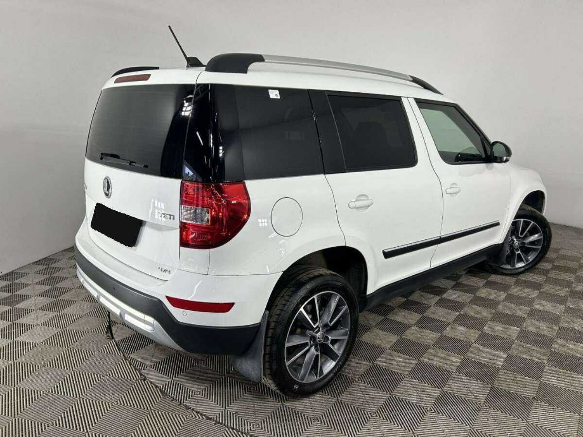 Купить Skoda Yeti с пробегом. Фото: #5