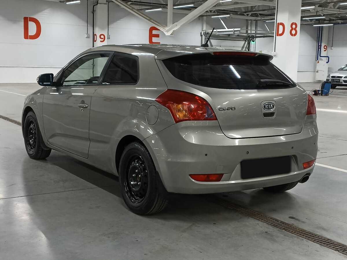 Купить Kia Ceed с пробегом. Фото: #6