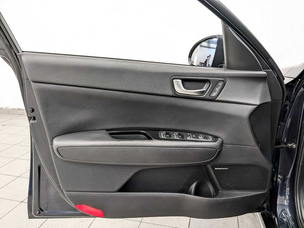 Купить Kia Optima с пробегом. Фото: #18