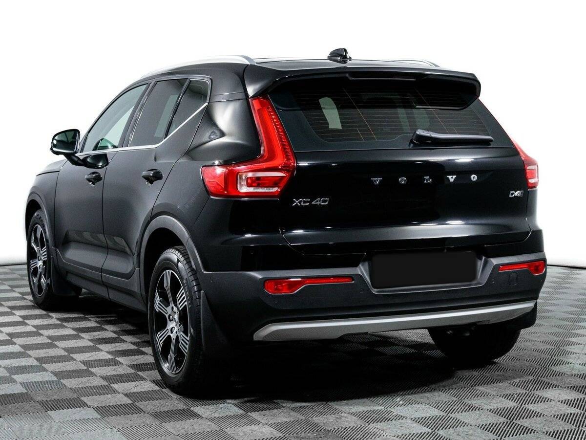 Купить Volvo XC40 с пробегом. Фото: #6