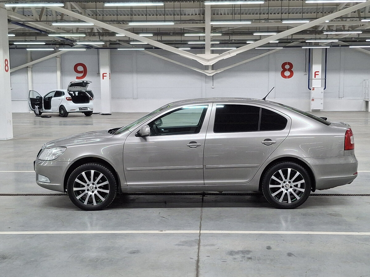 Купить Skoda Octavia с пробегом. Фото: #7