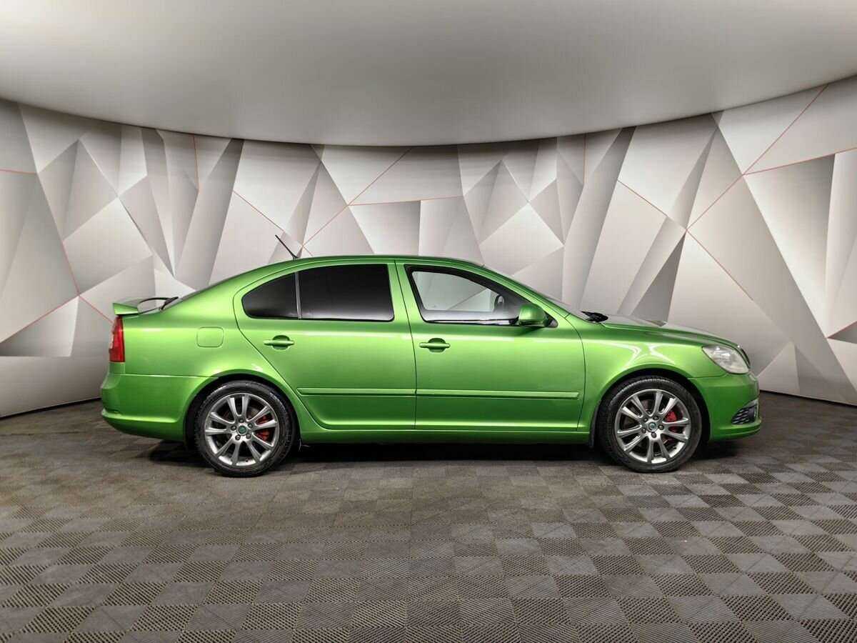 Купить Skoda Octavia RS с пробегом. Фото: #5