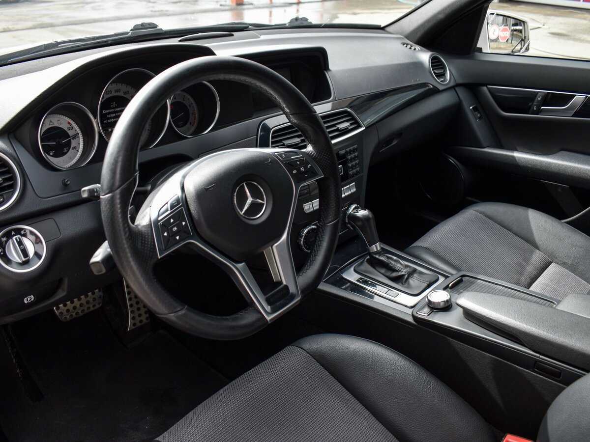 Купить Mercedes-Benz C-Класс с пробегом. Фото: #9