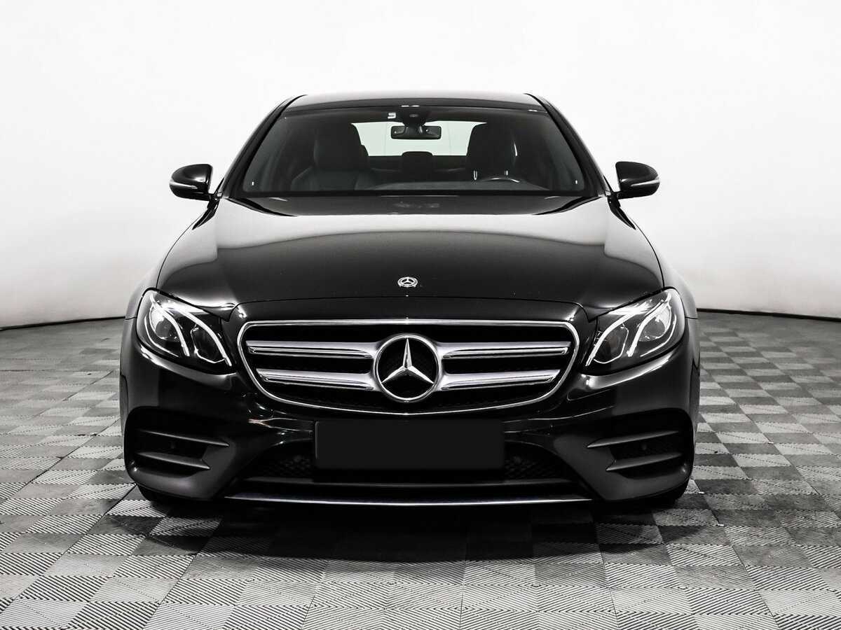 Купить Mercedes-Benz E-Класс с пробегом. Фото: #1