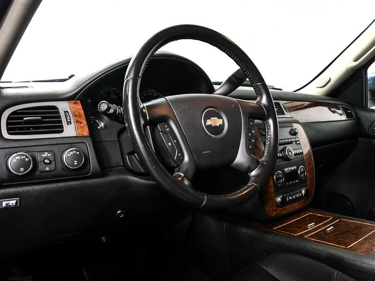 Купить Chevrolet Tahoe с пробегом. Фото: #11