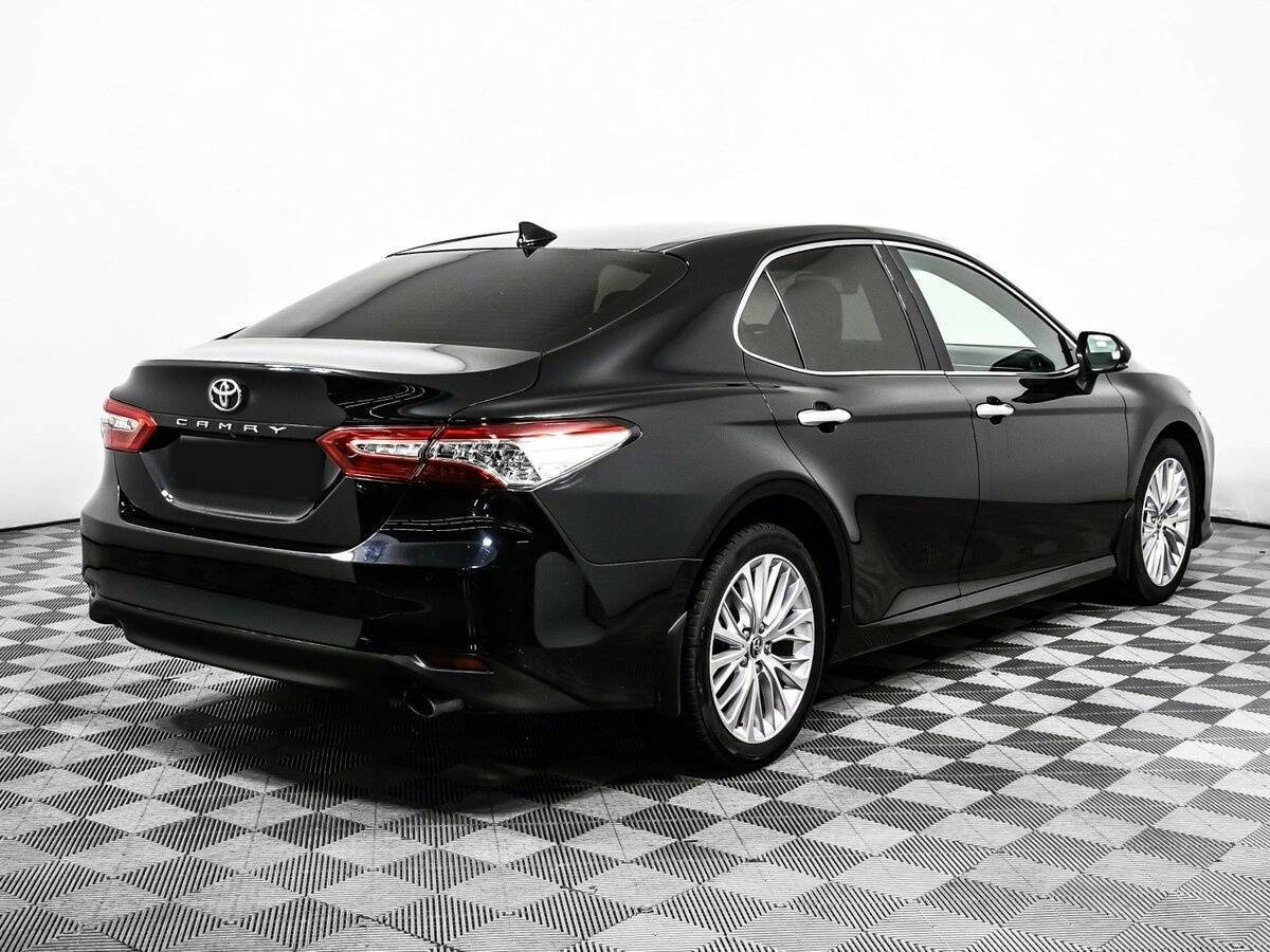Купить Toyota Camry с пробегом. Фото: #4