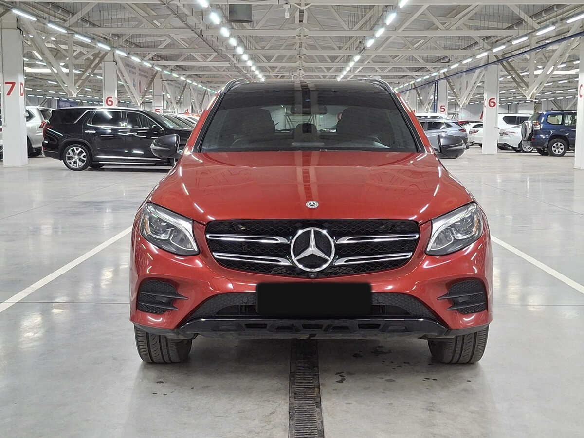 Купить Mercedes-Benz GLC с пробегом. Фото: #1
