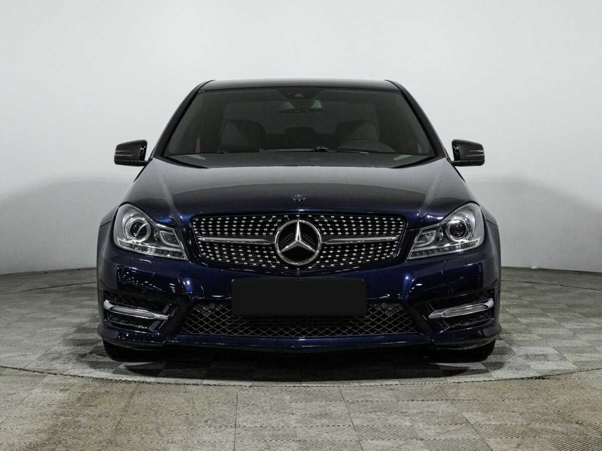 Купить Mercedes-Benz C-Класс с пробегом. Фото: #1