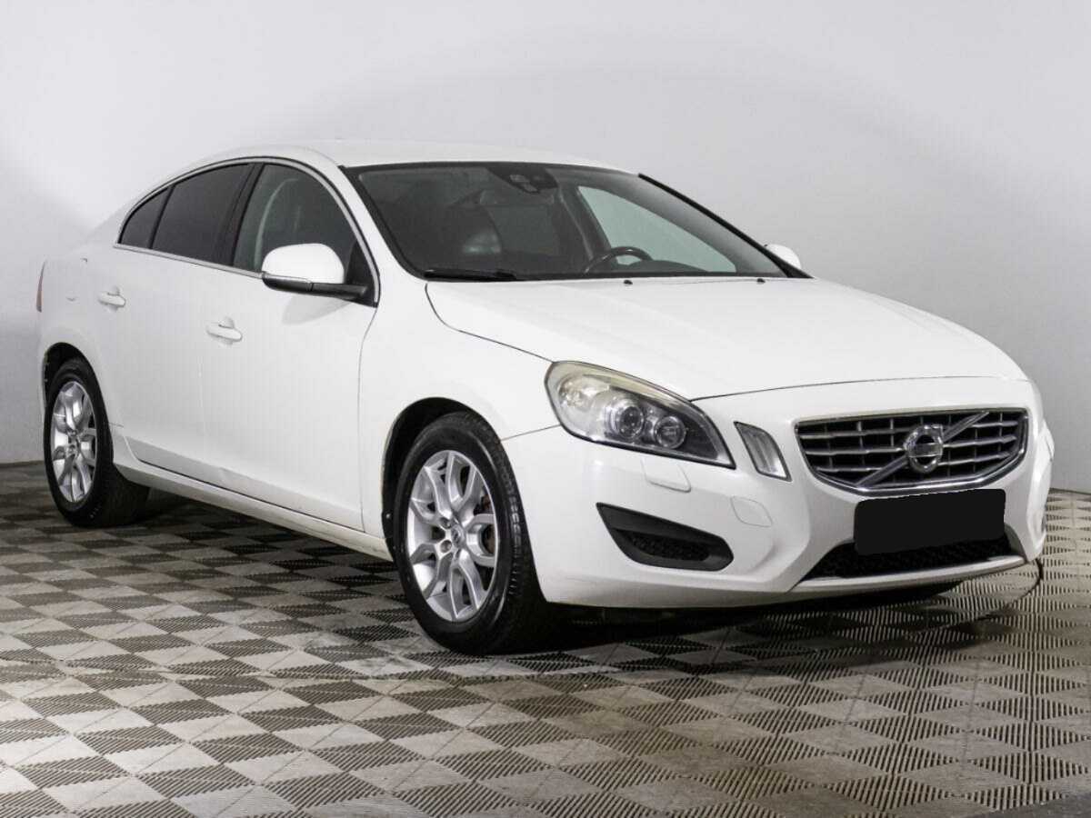 Купить Volvo S60 с пробегом. Фото: #2