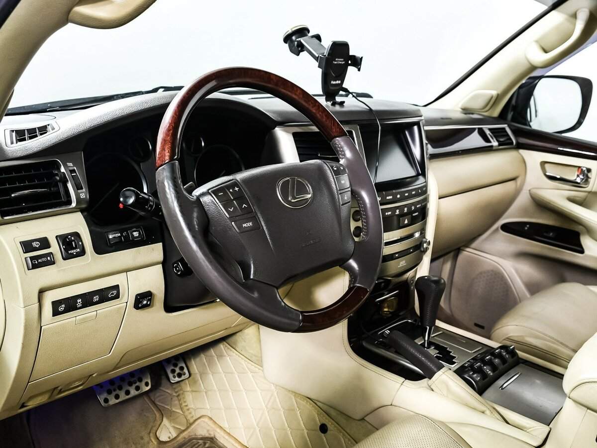 Купить Lexus LX с пробегом. Фото: #12