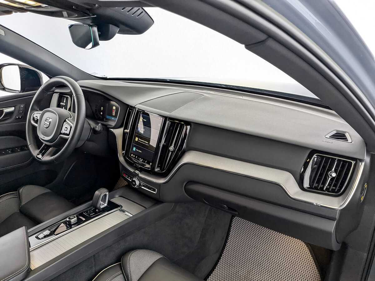 Купить Volvo XC60 с пробегом. Фото: #10
