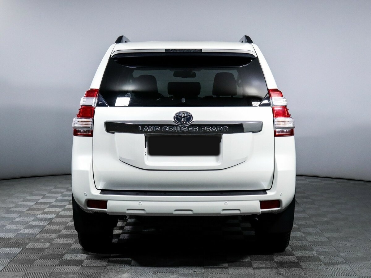 Купить Toyota Land Cruiser Prado с пробегом. Фото: #5