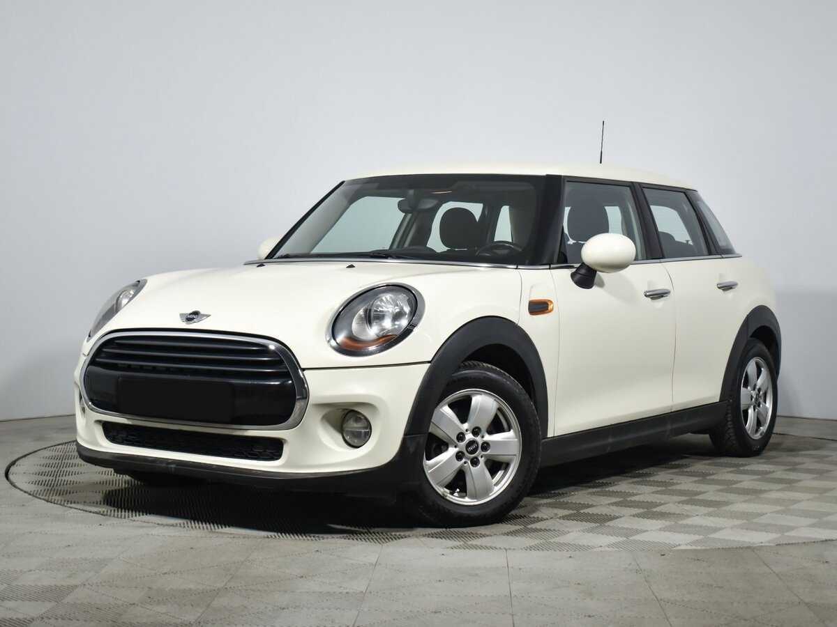 Купить Mini Hatch с пробегом. Посмотреть фото