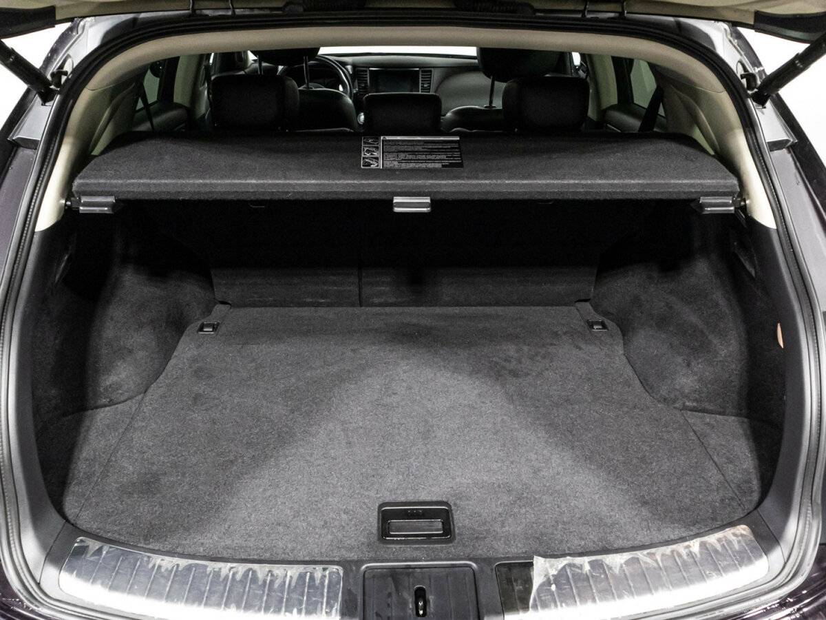 Купить Infiniti QX70 с пробегом. Фото: #13