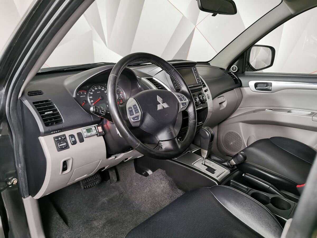Купить Mitsubishi Pajero Sport с пробегом. Фото: #14