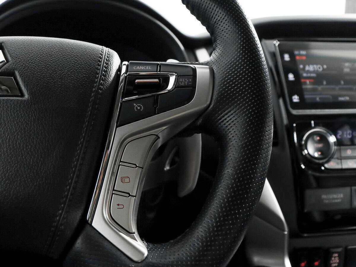 Купить Mitsubishi Pajero Sport с пробегом. Фото: #15