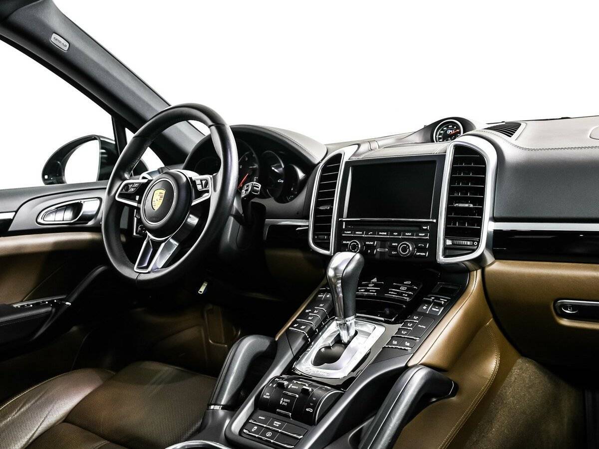 Купить Porsche Cayenne с пробегом. Фото: #8