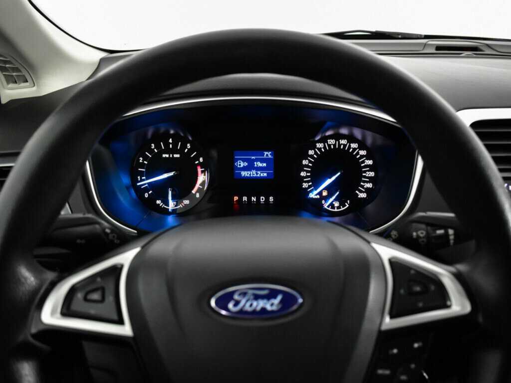 Купить Ford Mondeo с пробегом. Фото: #10