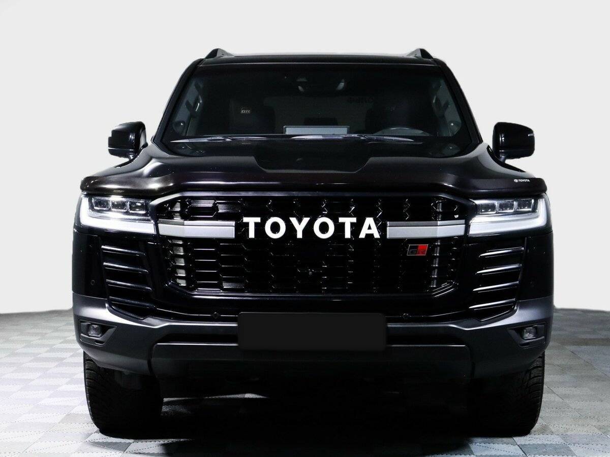 Купить Toyota Land Cruiser с пробегом. Фото: #1
