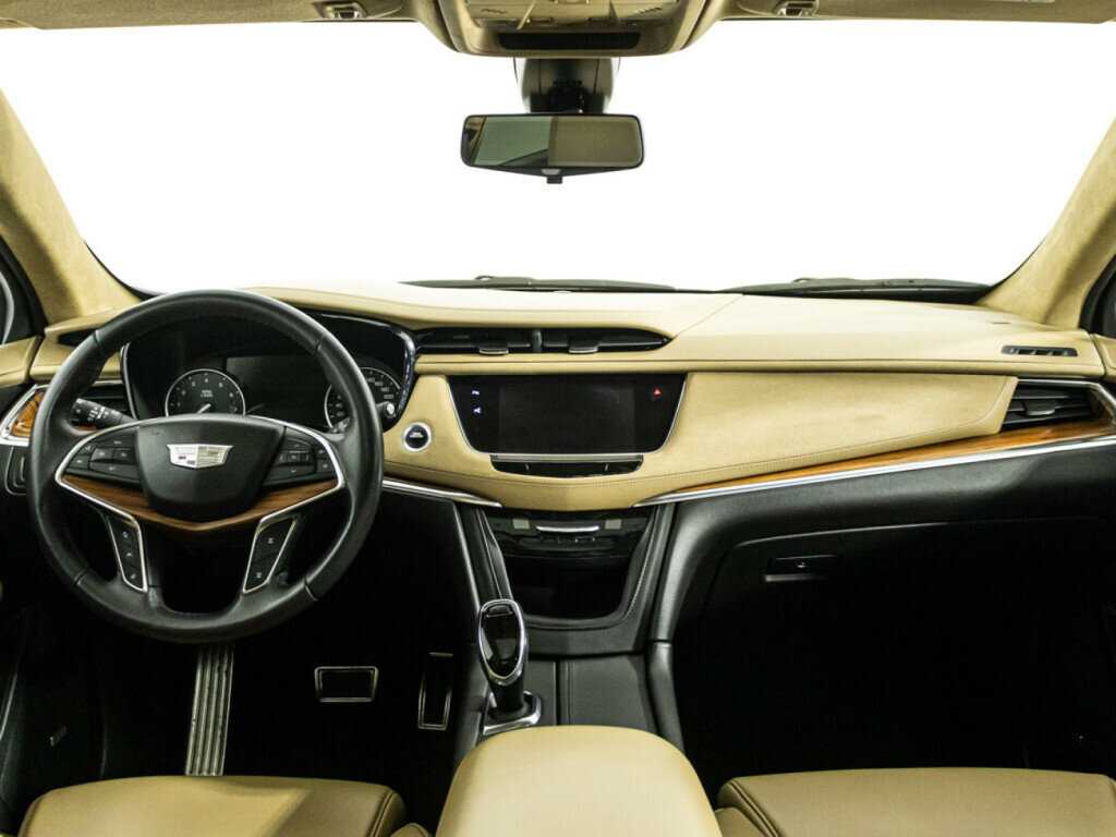 Купить Cadillac XT5 с пробегом. Фото: #12