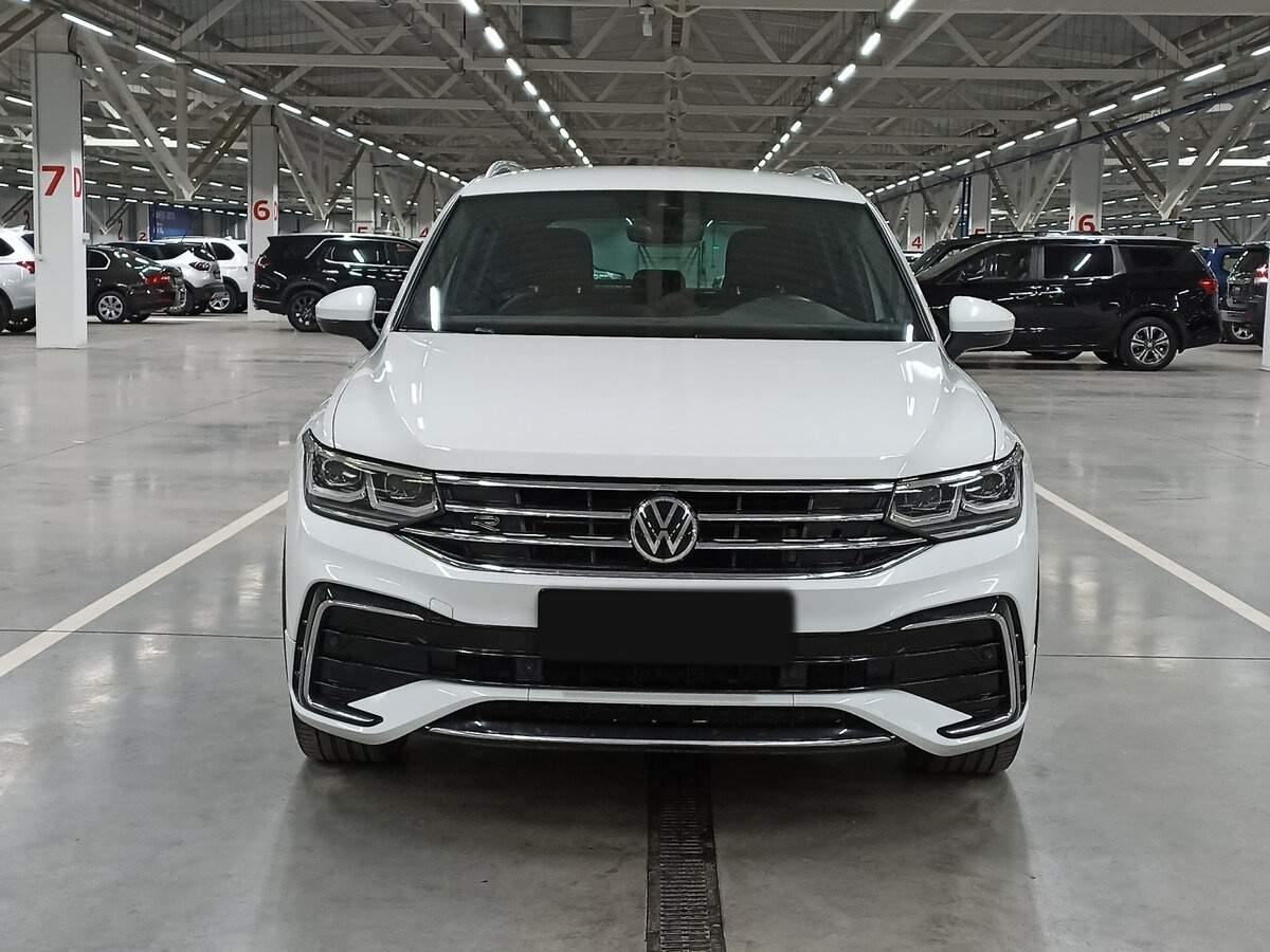 Купить Volkswagen Tiguan с пробегом. Фото: #1