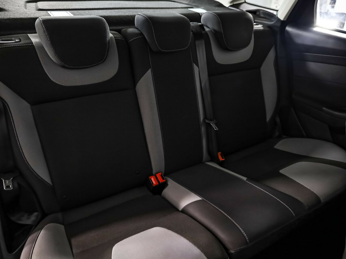 Купить Ford Focus с пробегом. Фото: #12