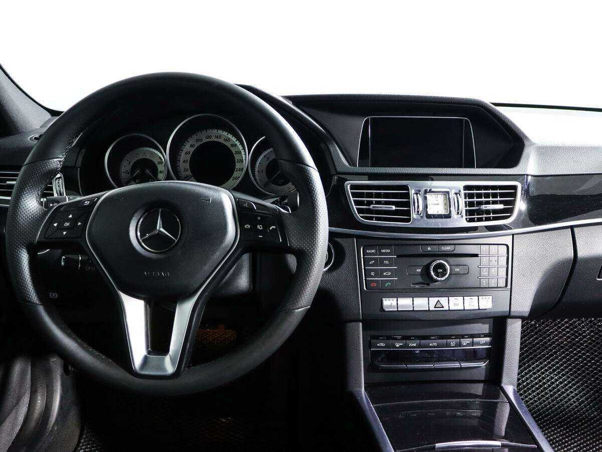 Купить Mercedes-Benz E-Класс с пробегом. Фото: #11