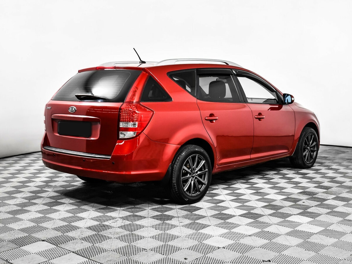 Купить Kia Ceed с пробегом. Фото: #3