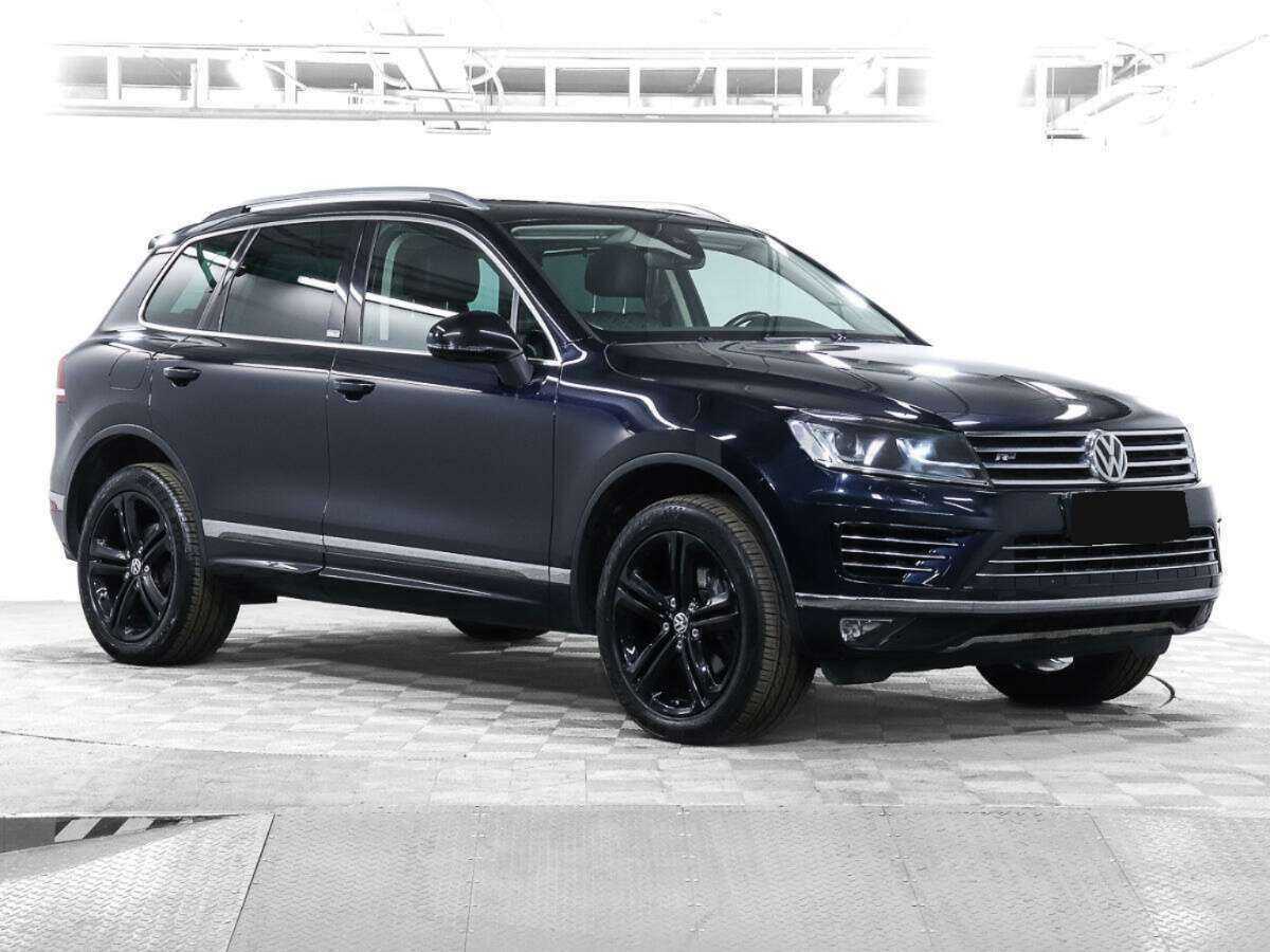Купить Volkswagen Touareg с пробегом. Фото: #2