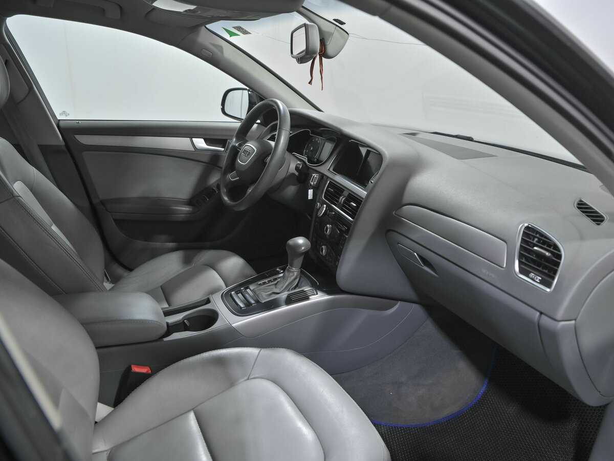 Купить Audi A4 с пробегом. Фото: #14