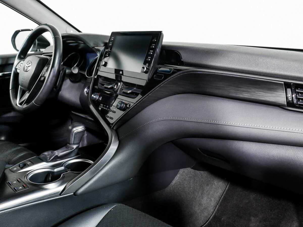 Купить Toyota Camry с пробегом. Фото: #5