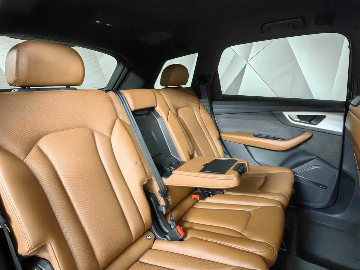 Купить Audi Q7 с пробегом. Фото: #12