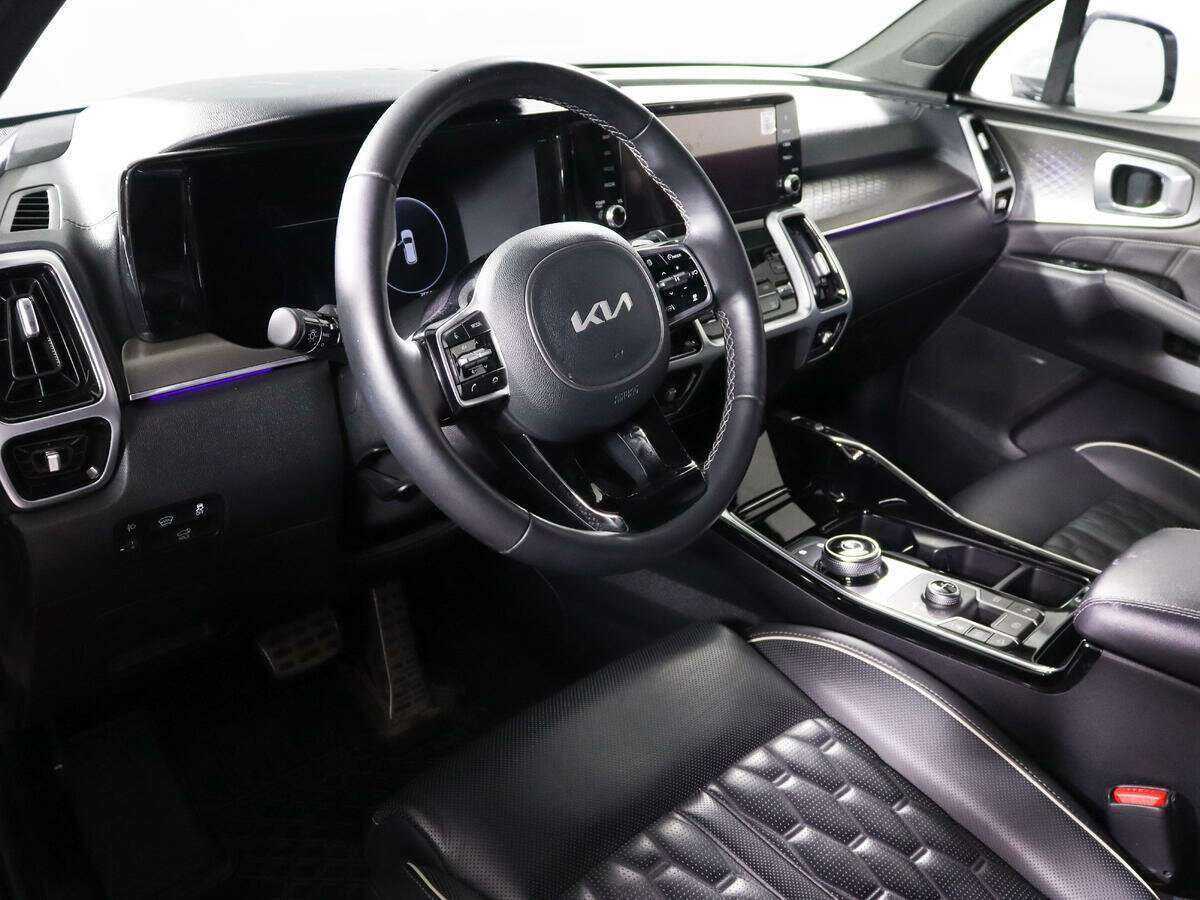 Купить Kia Sorento с пробегом. Фото: #11