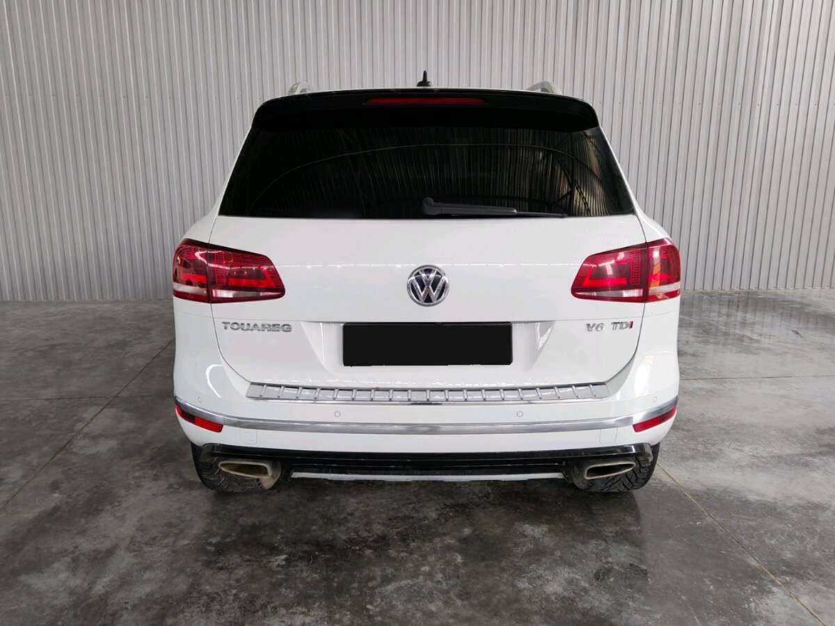 Купить Volkswagen Touareg с пробегом. Фото: #5