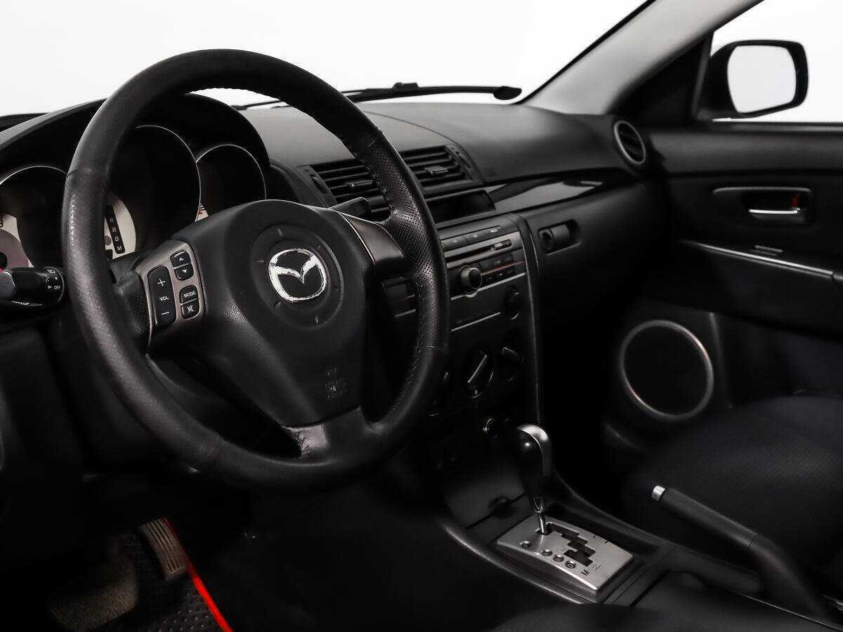 Купить Mazda 3 с пробегом. Фото: #8
