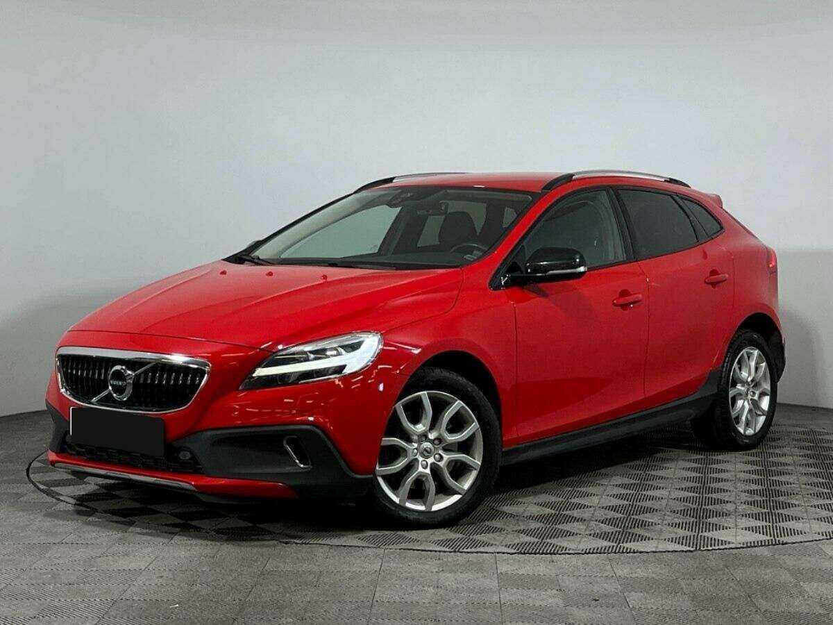 Купить Volvo V40 Cross Country с пробегом. Посмотреть фото