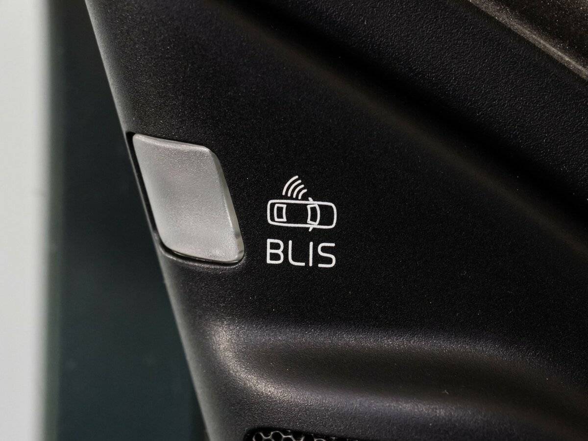 Купить Volvo XC70 с пробегом. Фото: #14
